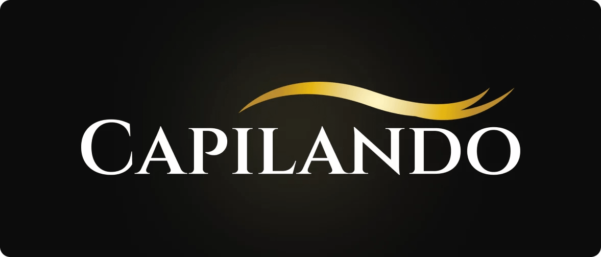 Diseño web para clínicas capilares en Madrid 35 Logotipo de Capilando con tipografía elegante y diseño dorado simula cabello, relacionado con clínicas en Madrid.